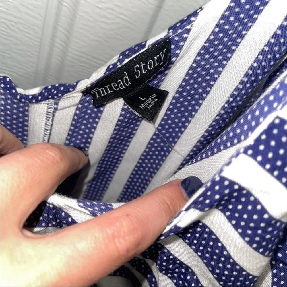 Large Blue & White pinstripe Romper 💙🤍 NWT - Picture 4 of 6